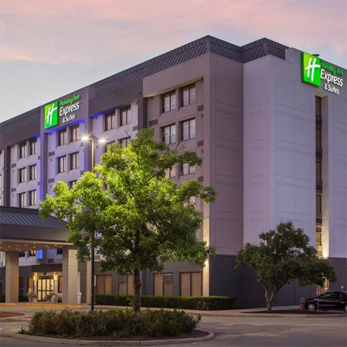 Holiday Inn Express building, Mississauga, ON